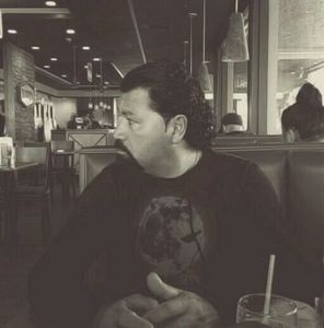 Meet your Posher, Manuel